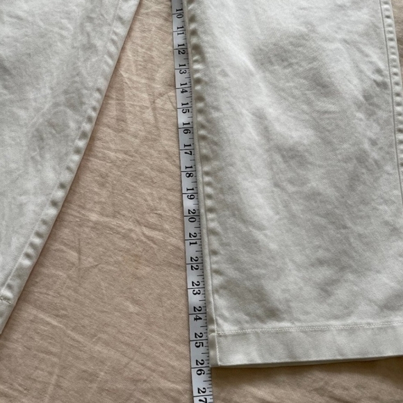 the group Babaton The Wide Leg cropped Pant in white 6 - Picture 6 of 7